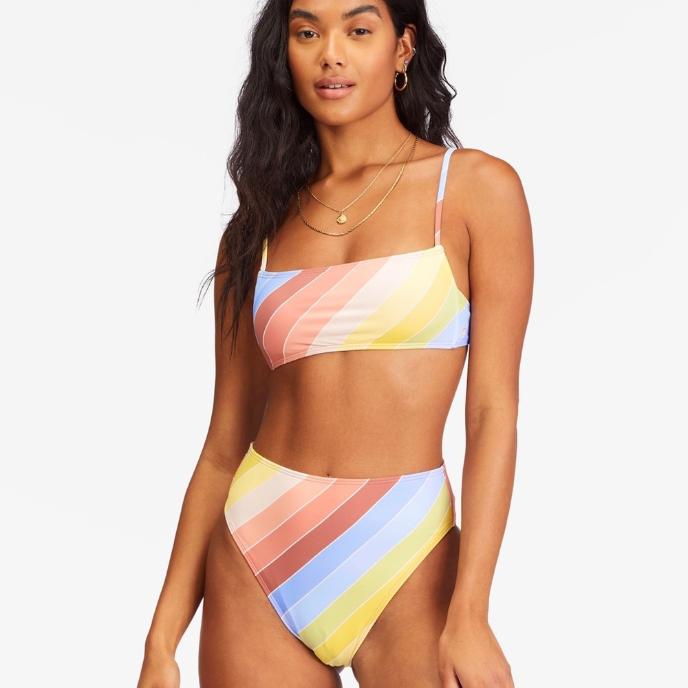 π₯π₯BILLABONG - BRIGHTER DAZE SQUARE RUCHED BRALETTE RISE BIKINI SETπ₯π₯ - Picture 2 of 9